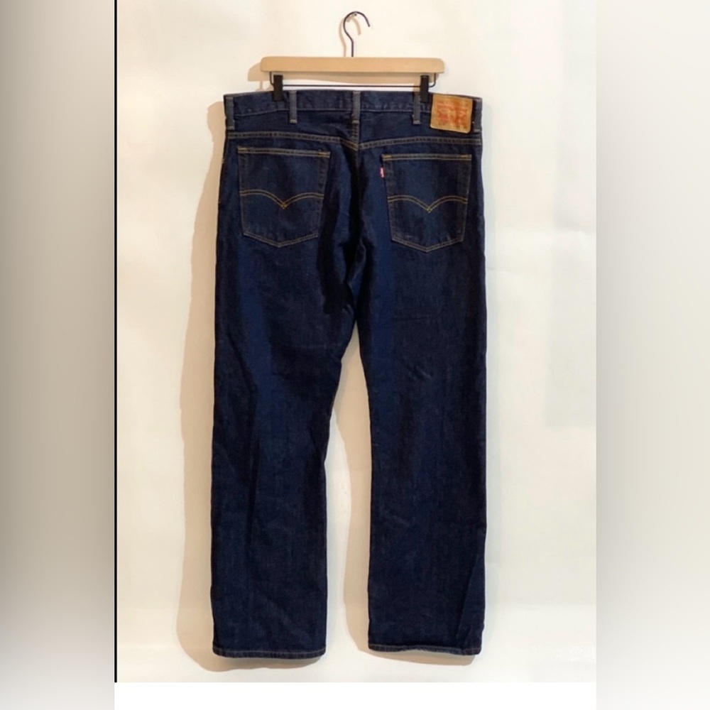 517 LEVI’S Straight Leg Dark Wash Jeans 38 X 32